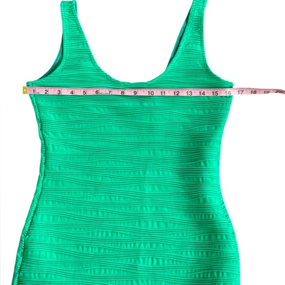 ASOS Green Ribbed Bodycon Midi Dress Size US 8 Scoop Neck Stretch - Picture 5 of 9